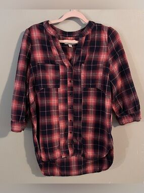 $6❤️Bundled Knox Rose Shirt
